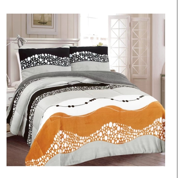 Modern Muztard and Black Bedding Set